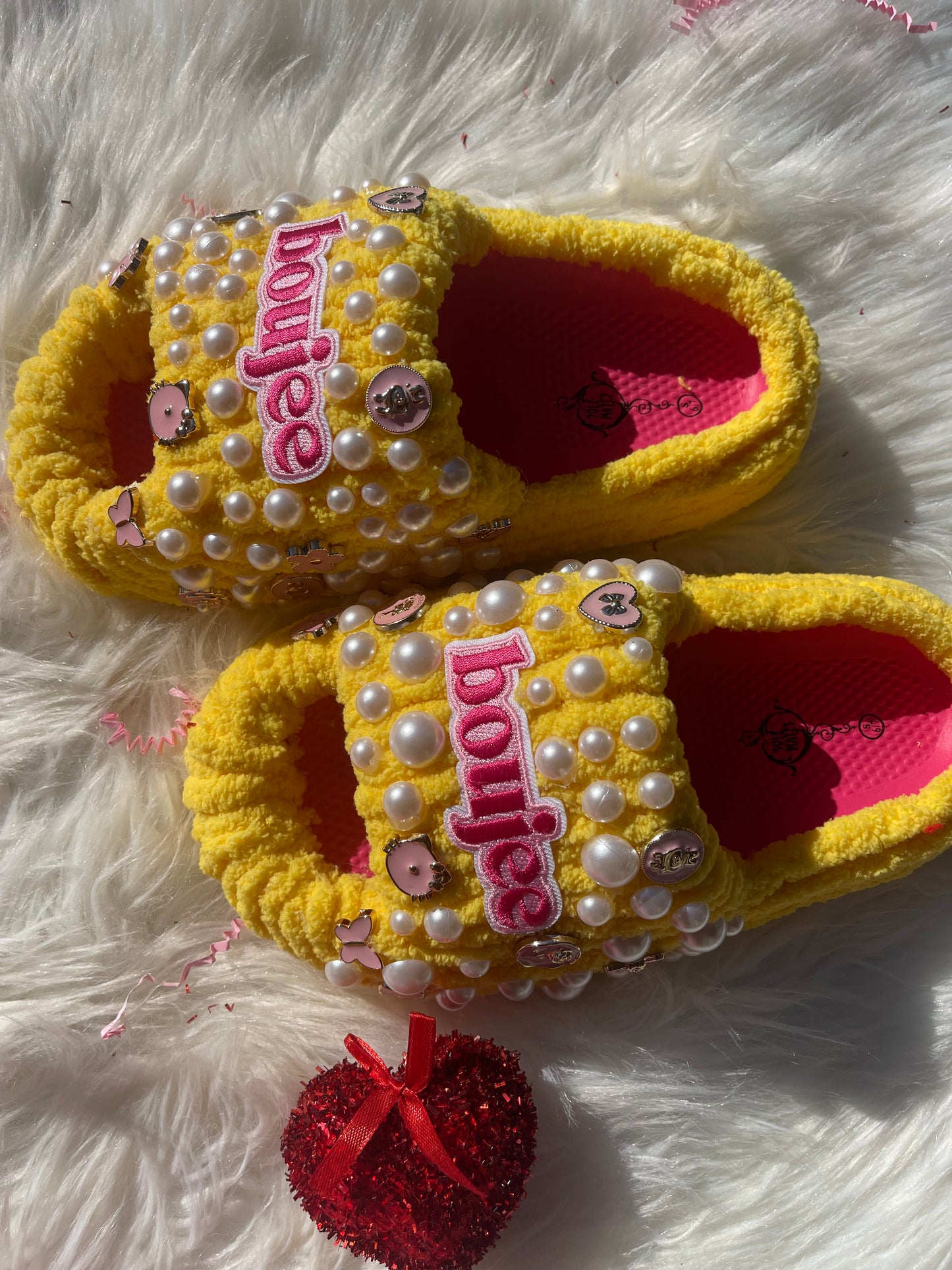Boujee Starburst Pearl Slides