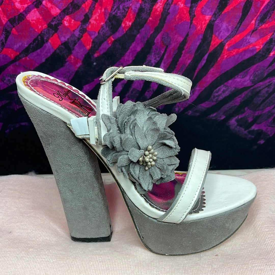 Kayleen White/Grey - VALENCIA COUTURE LLC (SEO) Gown Designer