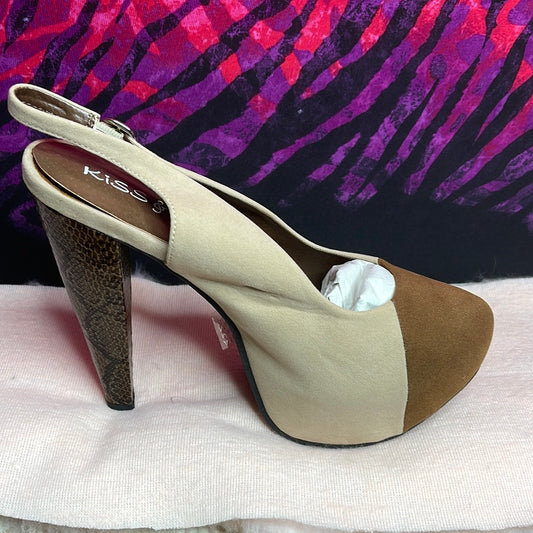 Kiss & Tell - VALENCIA COUTURE LLC (SEO) Gown Designer