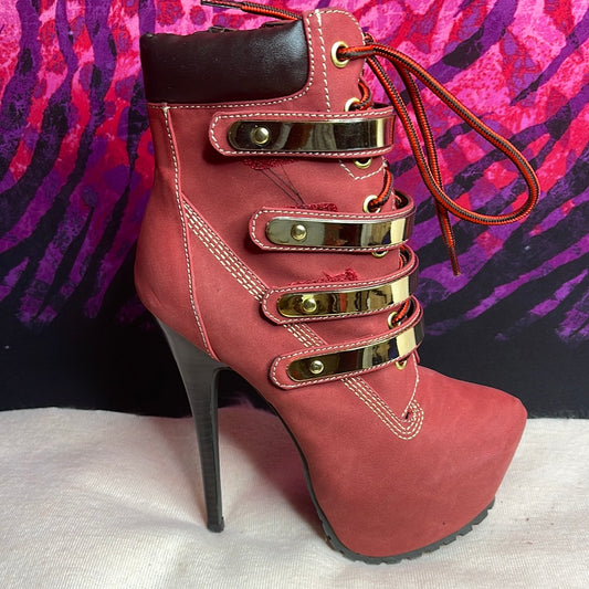 Breckelle’s - VALENCIA COUTURE LLC (SEO) Gown Designer